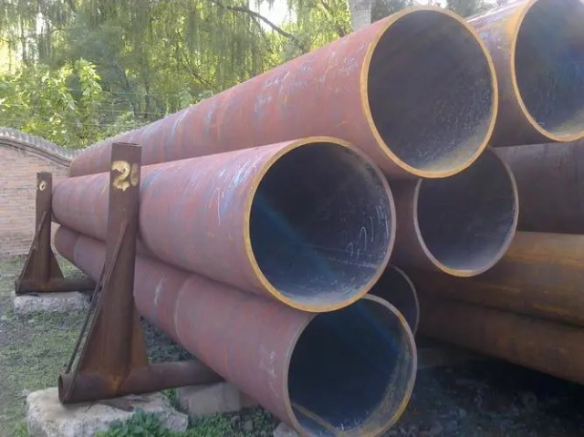 长白山大口径厚壁无缝钢管