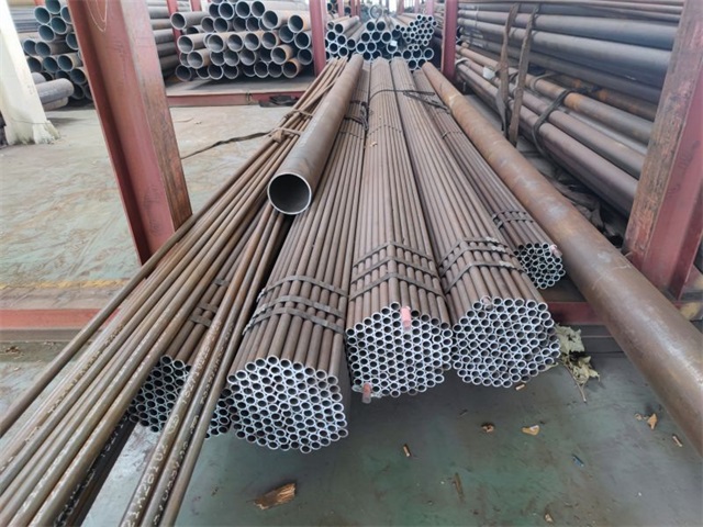 长白山15crmog无缝钢管