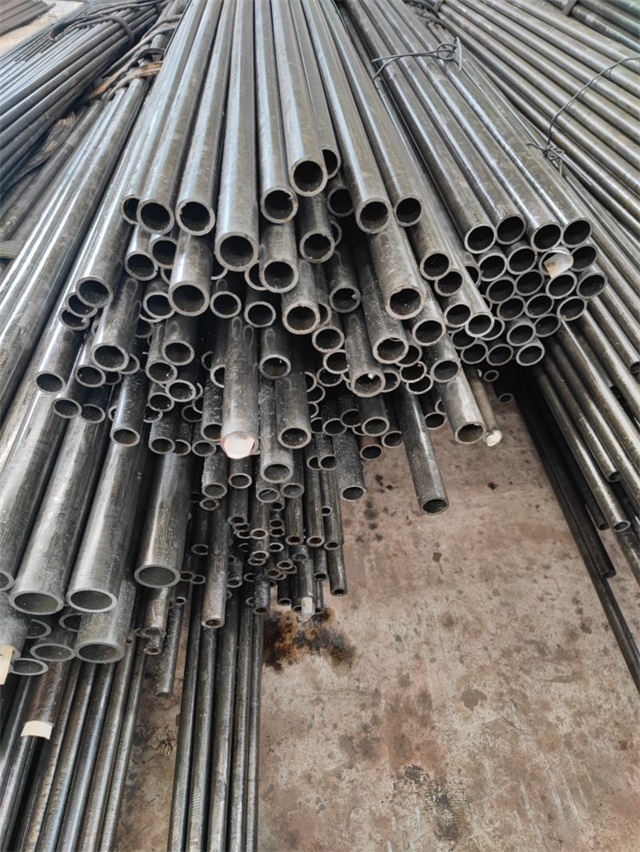 长白山精密光亮无缝钢管厂