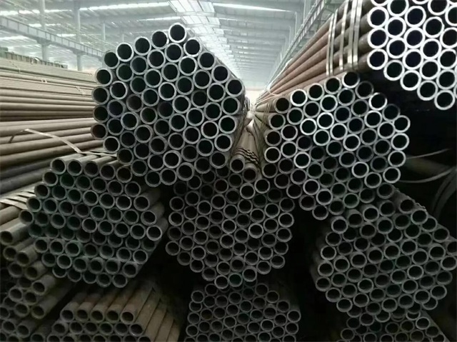 长白山20#石油裂化用无缝钢管